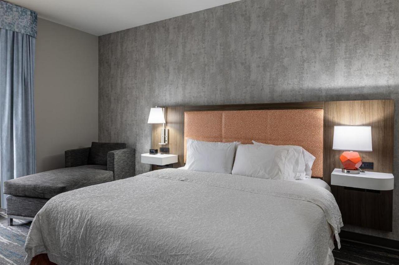 Hampton Inn Knoxville-West At Cedar Bluff Экстерьер фото
