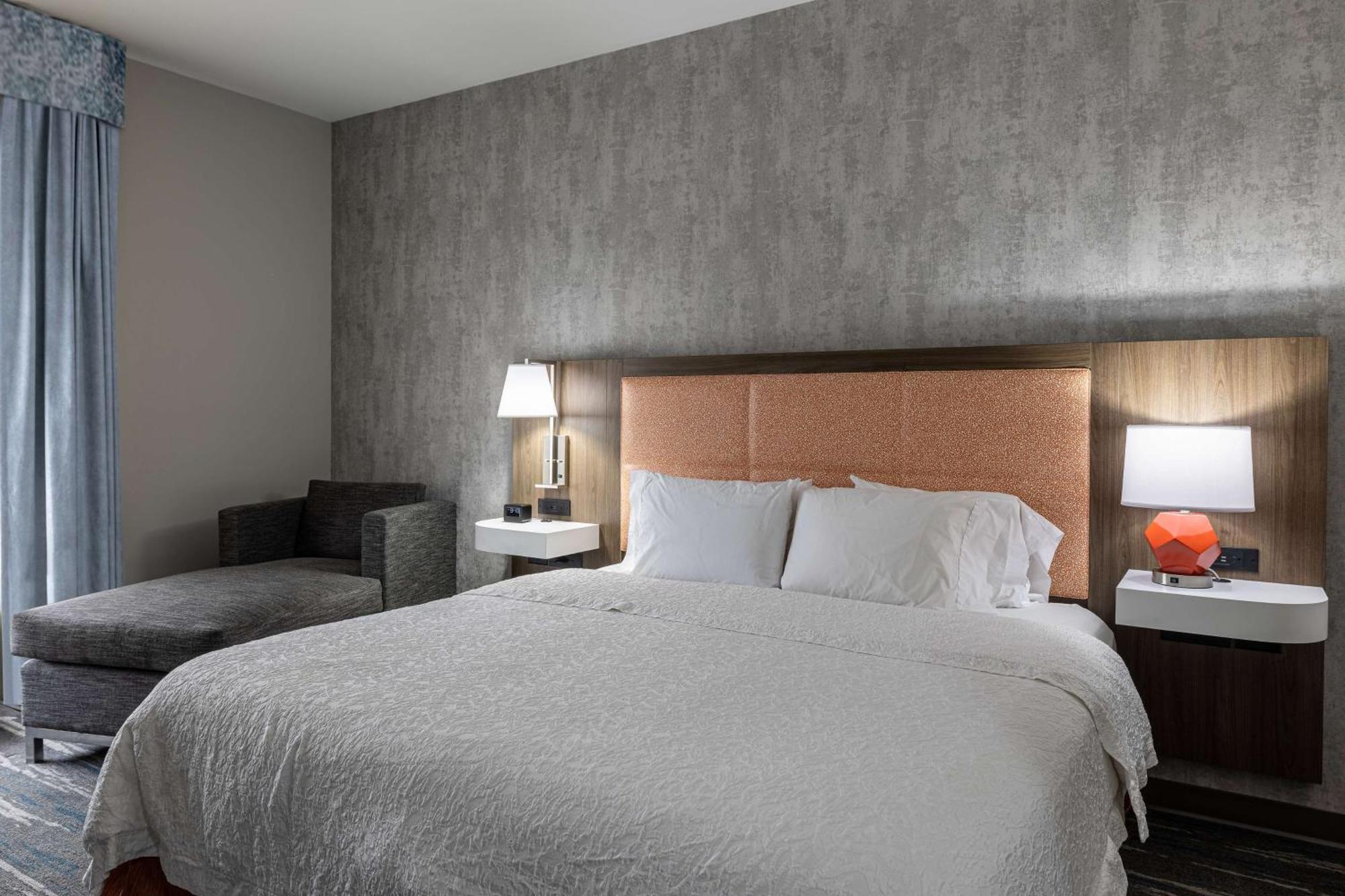 Hampton Inn Knoxville-West At Cedar Bluff Экстерьер фото